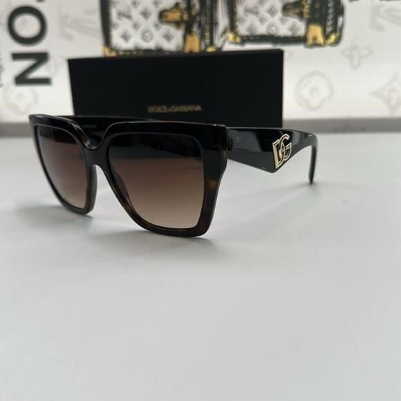 Dolce and Gabbana Brown Gradient Butterfly Ladies Sunglasses DG4438 502/13 55 - Picture 10 of 14